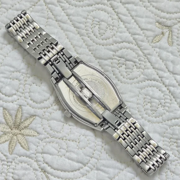 VTG Kolber Geneve Tonneau Men's Watch K8420 Silver Large Wrist Quartz Guilloche